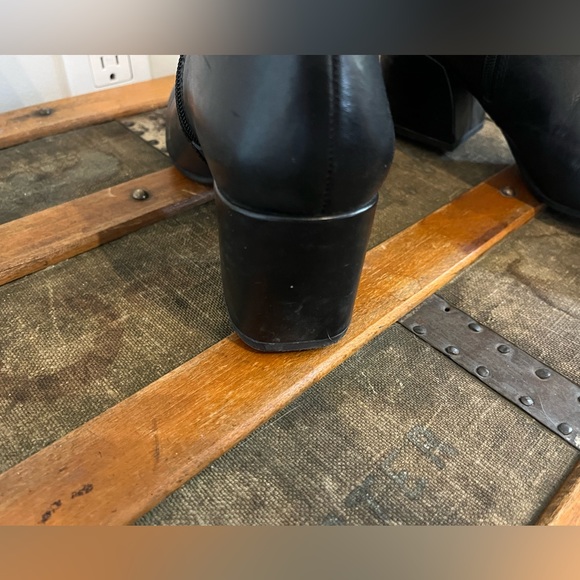 Vagabond Boot 2.5” heel - Picture 7 of 12